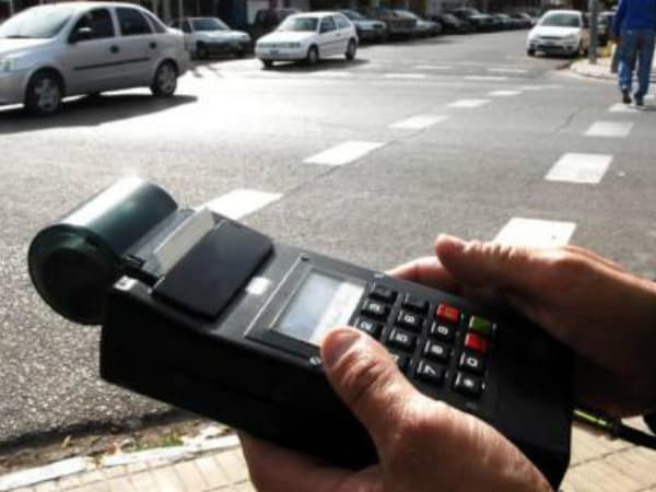 “La tarifa del estacionamiento medido y pago no se va aumentar sin un contrato”