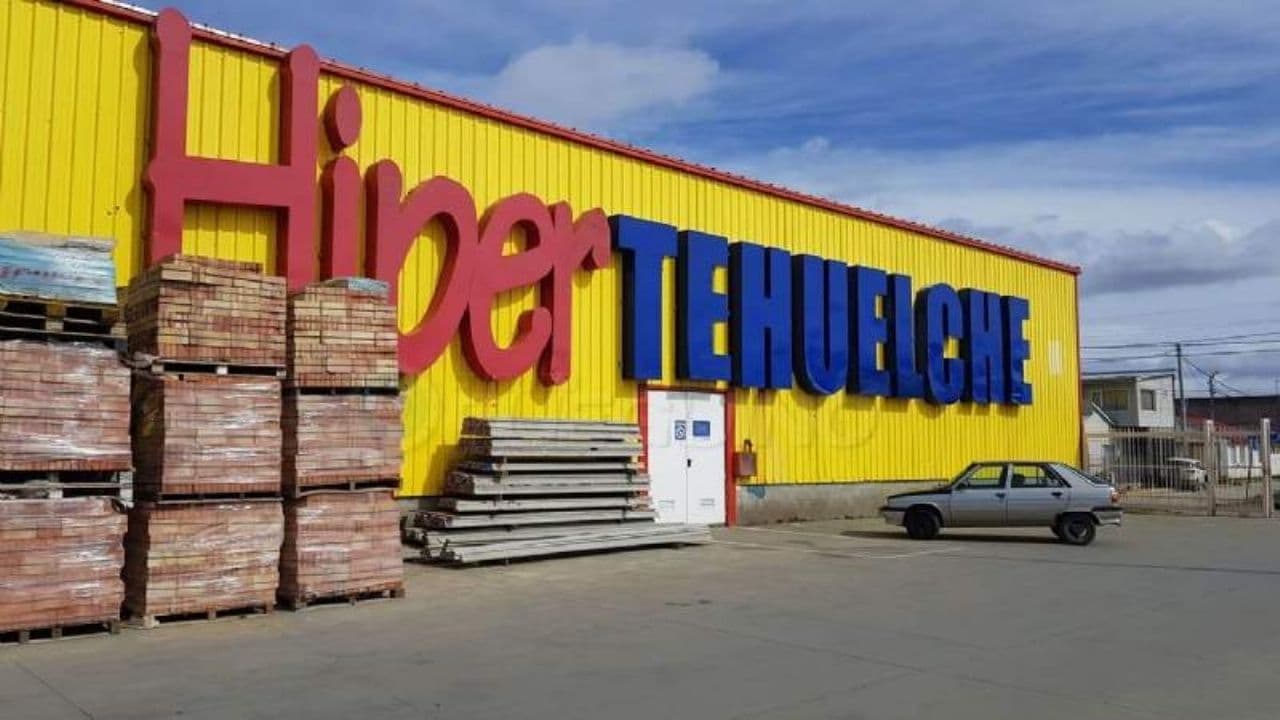 Un trabajador de Hipertehuelche se cortó el antebrazo bajando aberturas y será resarcido