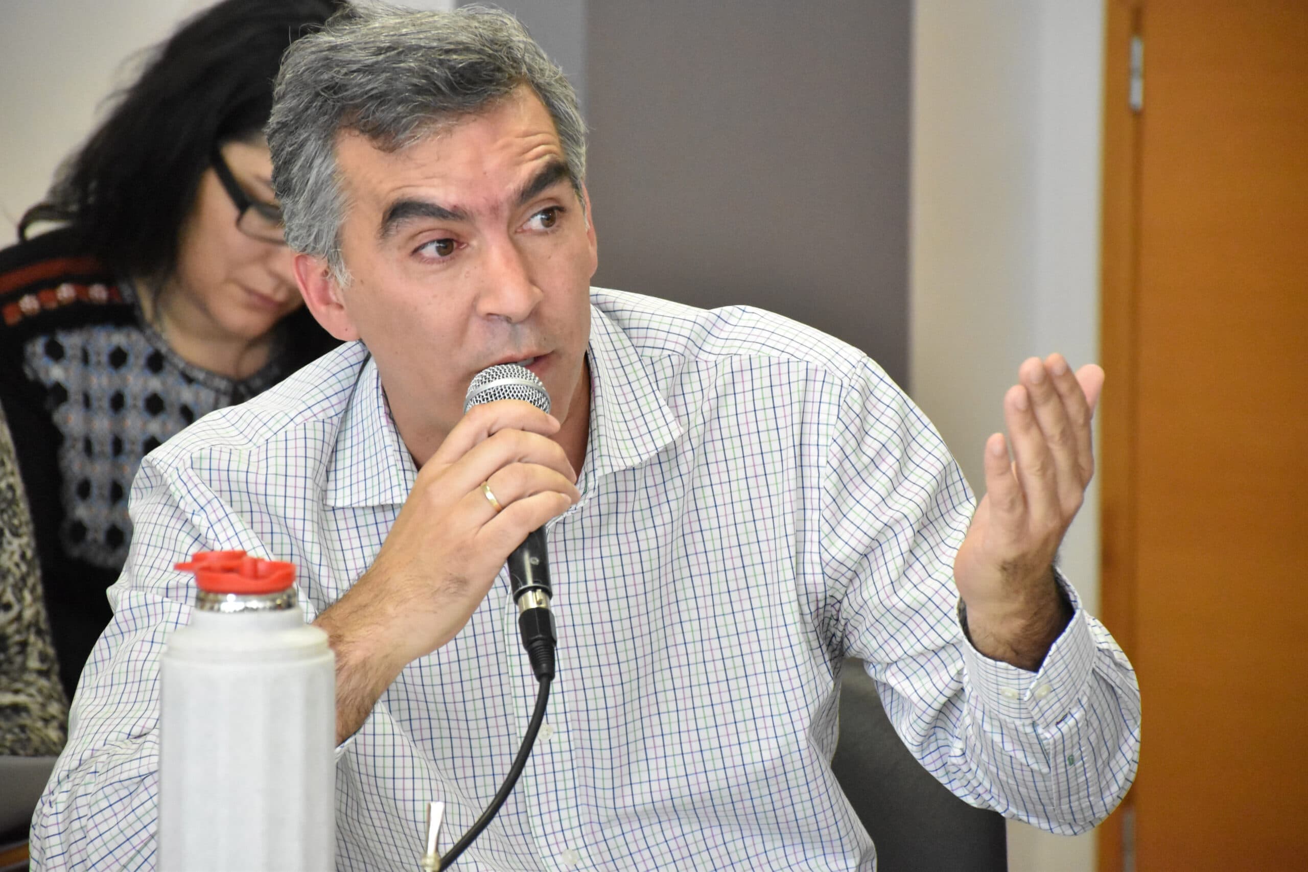 «Aplauden un aumento en Nación y rechazan uno superior en Río Negro»