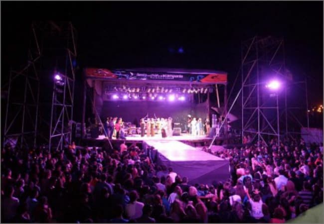 Este martes comienza la Fiesta del Mar y el Acampante con más de 100 artistas locales, Gustavo Cordera y elección de la reina