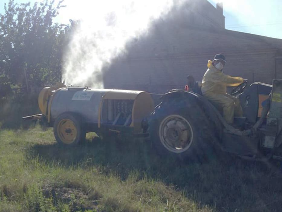 Se fumiga en Viedma contra los mosquitos y otros insectos