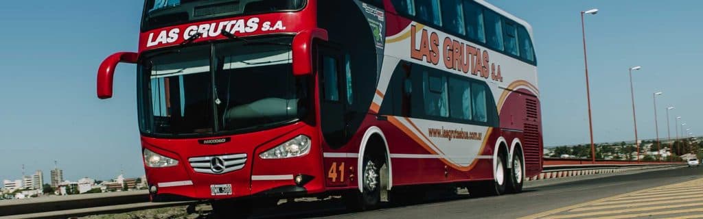 Le empresa de colectivos Las Grutas y aseguradora deberán pagar dos millones más intereses por un siniestro vial