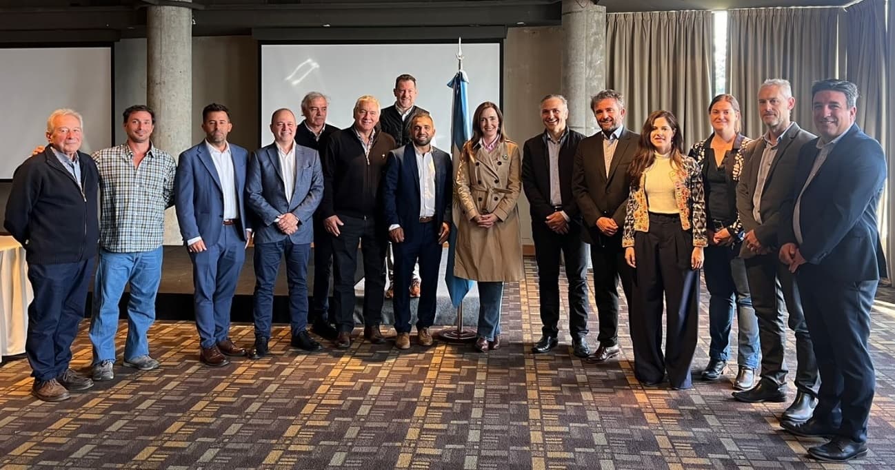 Privados se reunieron con la vicepresidente Victoria Villarruel donde estuvo el abogado de Viedma Damián Torres