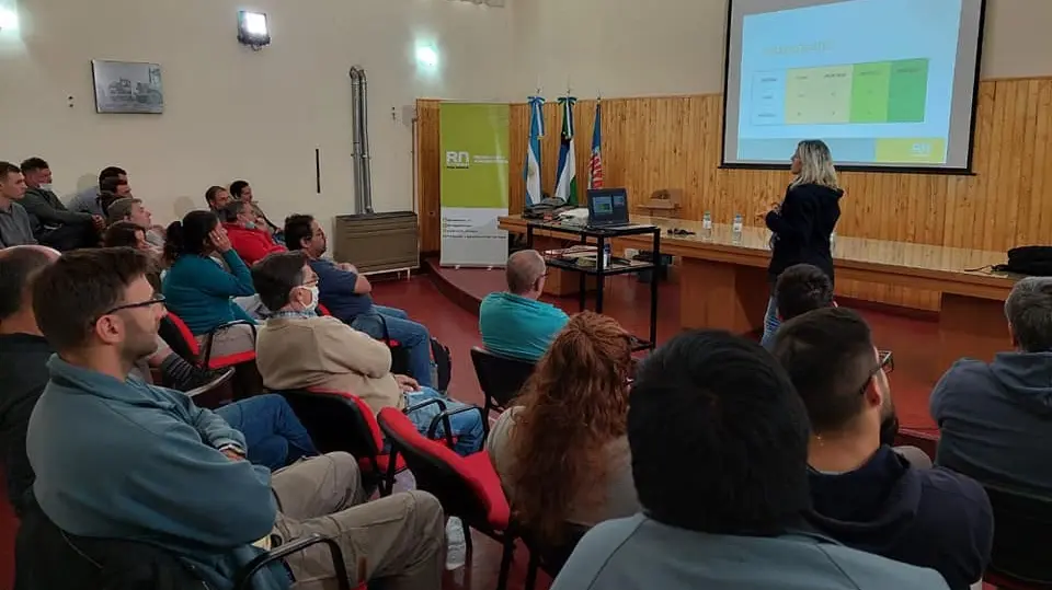 Con la participación de Producción y Agroindustria, se realizó la Jornada de Maíz organizada por el INTA