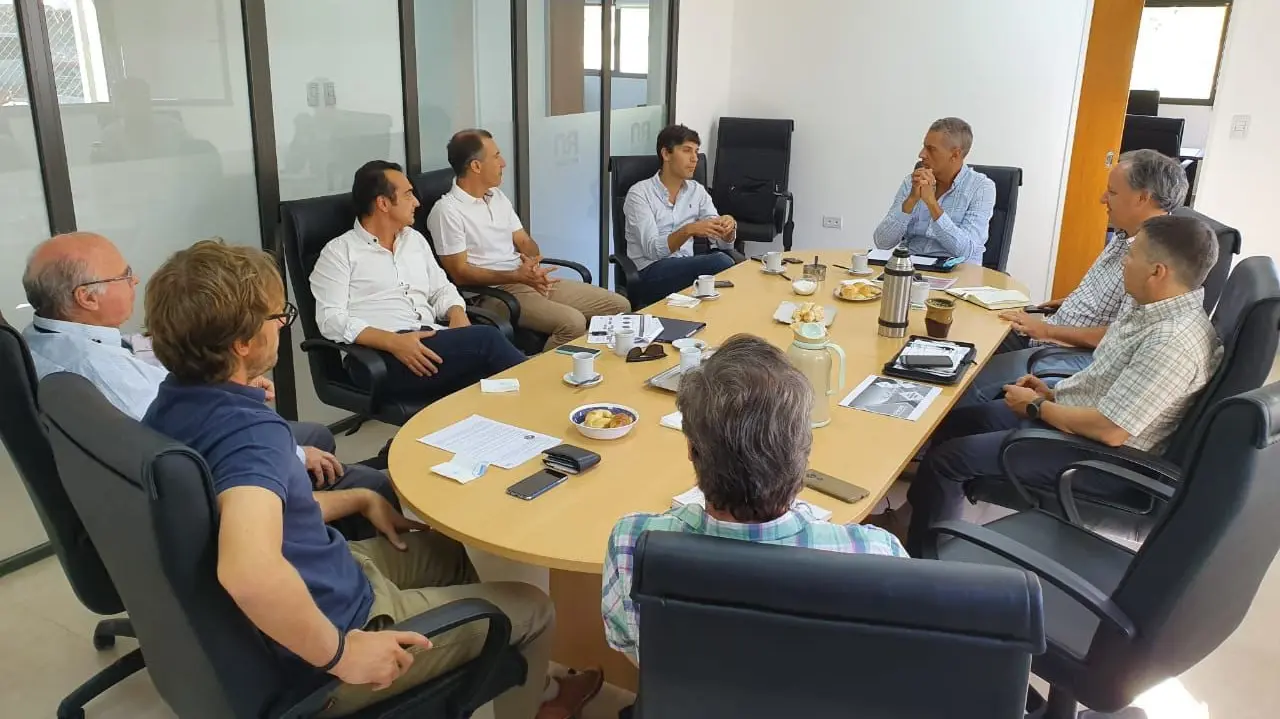 Producción y Agroindustria se reunió con el CAFI para delinear una agenda de trabajo