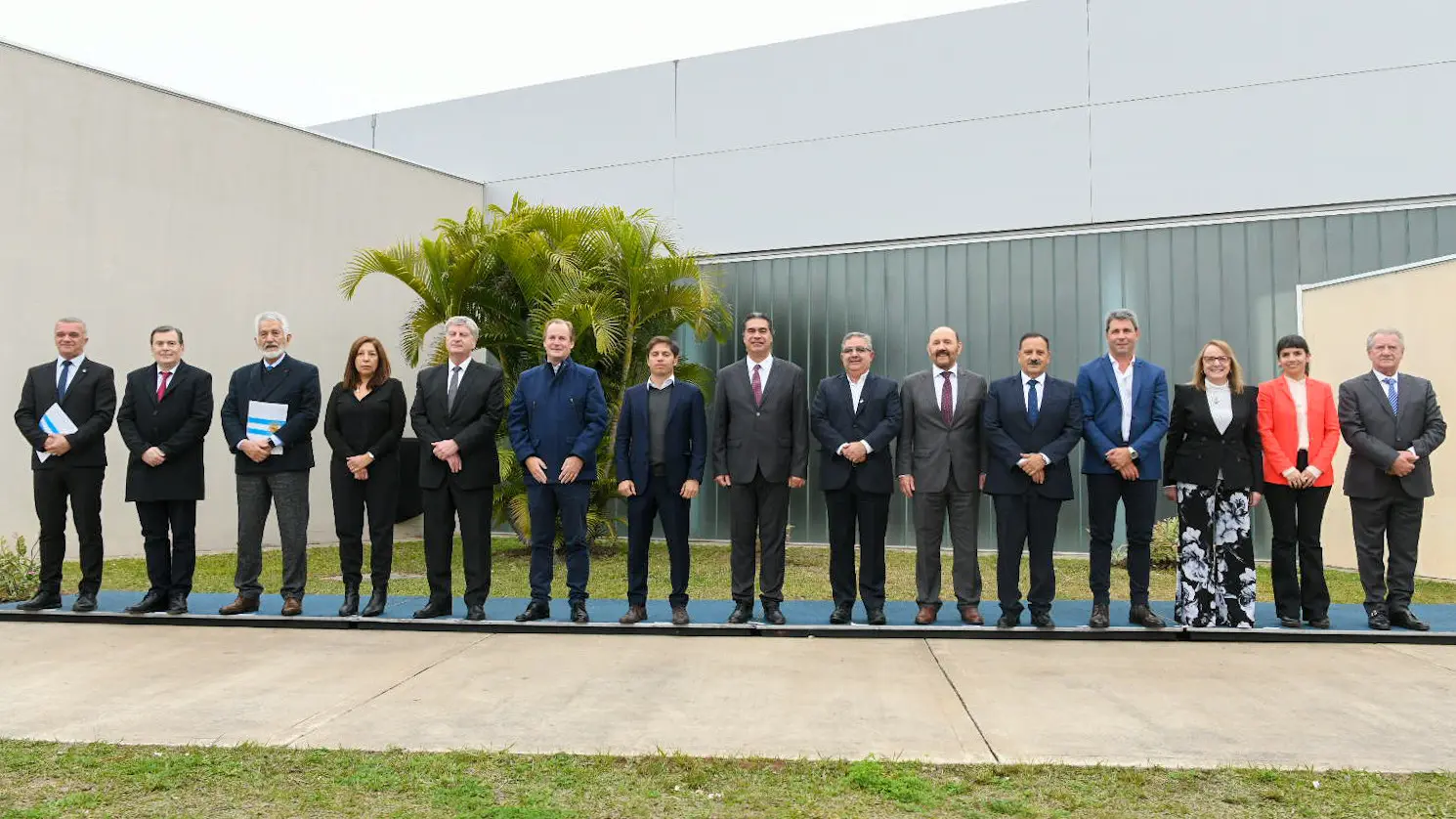 Carreras participó de la reunión de la Liga de Gobernadores y Gobernadoras, donde se fijó una agenda de trabajo conjunta