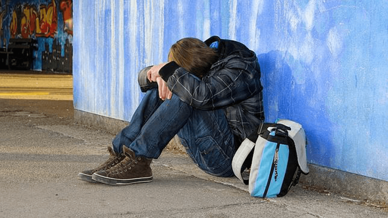 Un adolescente debe ser indemnizado por la muerte de su padrastro con la suma de $1.199.900,00 más intereses