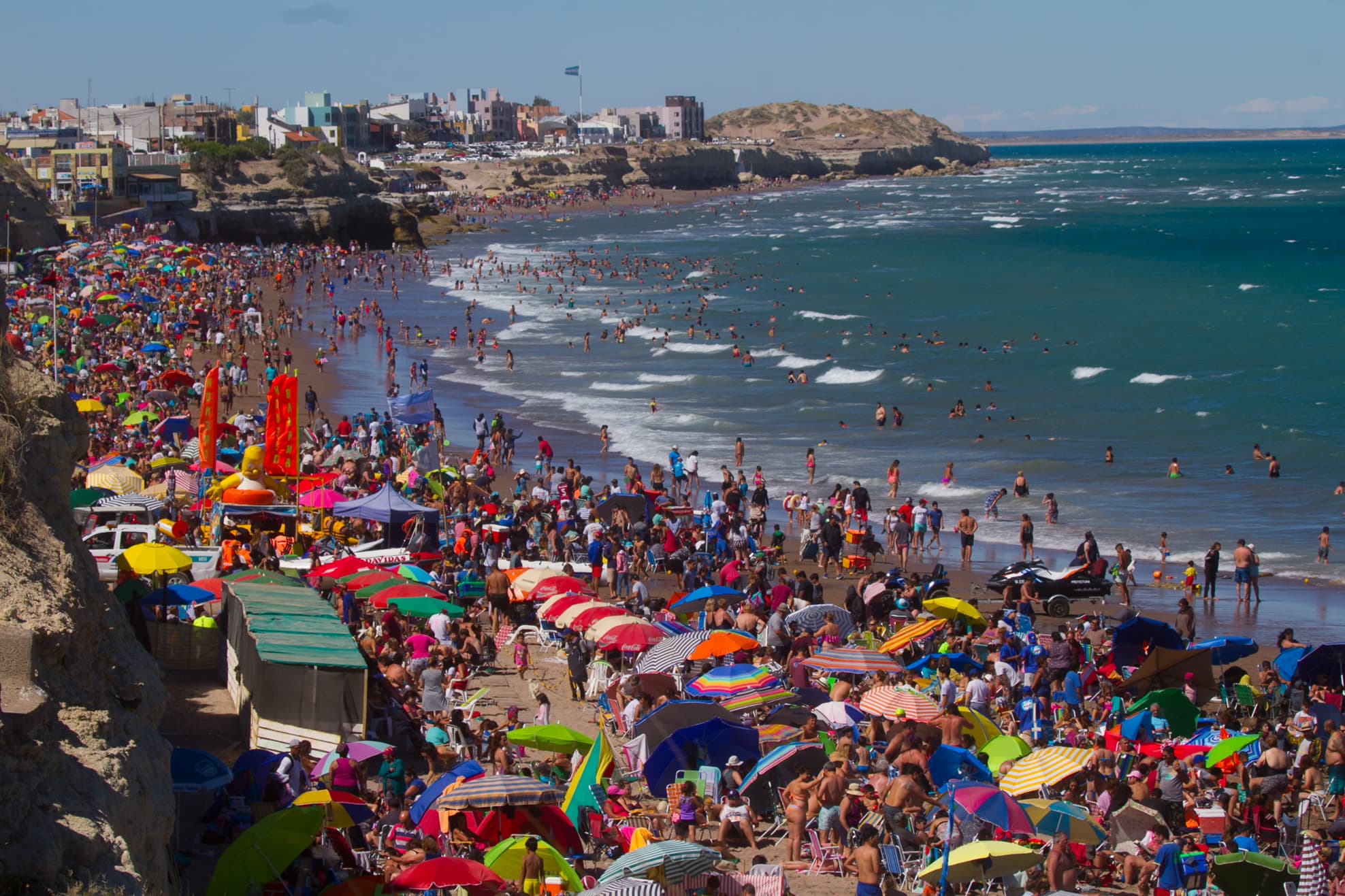 Rechazo de los comerciantes de Las Grutas a la modificación en la tasa de Ingresos Brutos