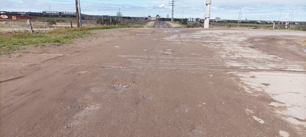 Reclaman la reparación y acondicionamiento de la ruta provincial N°51, camino al aeropuerto de Viedma