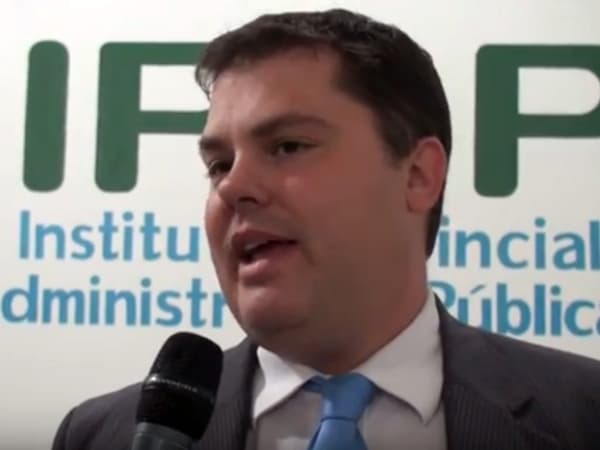 Duplicaba las preguntas el sistema para rendir los exámenes para el pase a planta permanente por eso fue suspendido