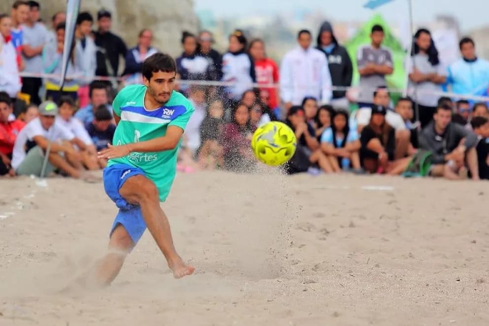 Habrá varios torneos deportivos en Viedma y El Cóndor comienza la Fiesta Nacional del Mar y el Acampante en