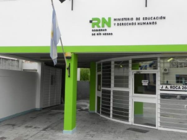 Devuelven el dinero descontado a docentes que no adhirieron a los paros de agosto