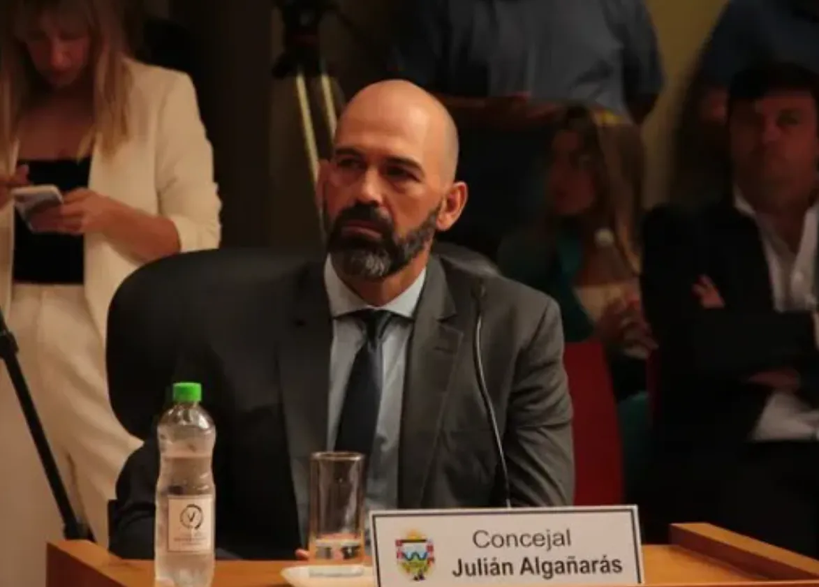 El concejal Algañarás quiere conocer la nómina actual de la planta política del municipio de Viedma