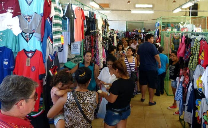 Le piden a Palmieri que prohíba durante un año las ferias tipo saladitas en la provincia