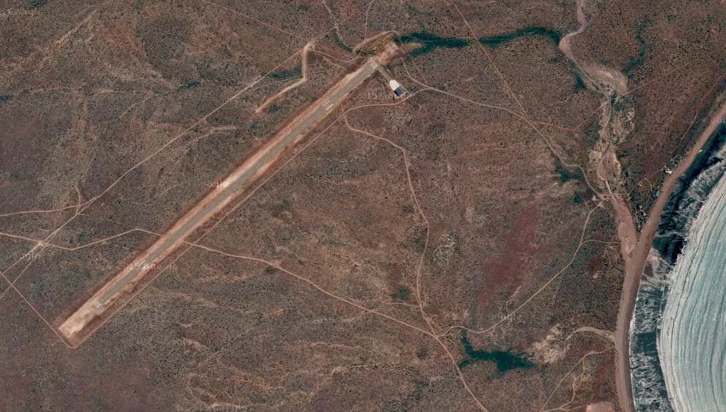 Piden conocer detalles del funcionamiento del aeropuerto situado en Puerto Lobos, sobre la costa atlántica