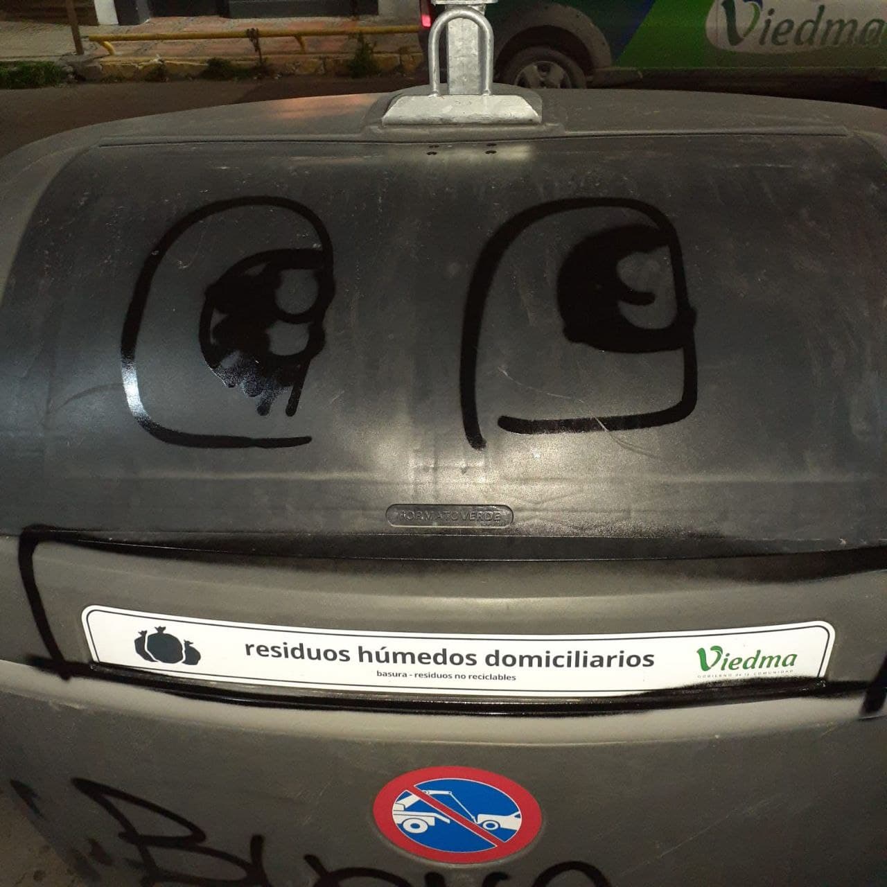 Los nuevos contenedores de basura son mal utilizados aseguran desde el municipio de Viedma