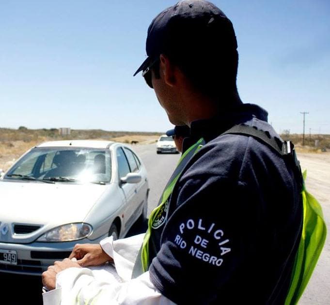 En los puestos camineros de la Provincia piden la Revisión Técnica Obligatoria