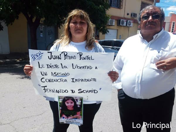 Familiares de la nena atropellada en SAO marchan en Viedma para que no dejen en libertad al conductor que le quitó la vida