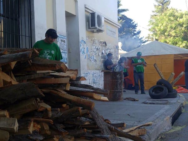 ATE pide que se anticipe la cláusula de revisión salarial con acampes en Viedma y movilizaciones en todas las ciudades