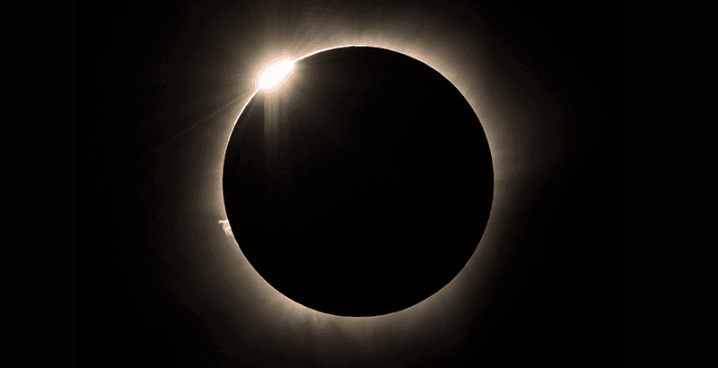 Empresarios rechazan el asueto otorgado a la administración pública por el eclipse