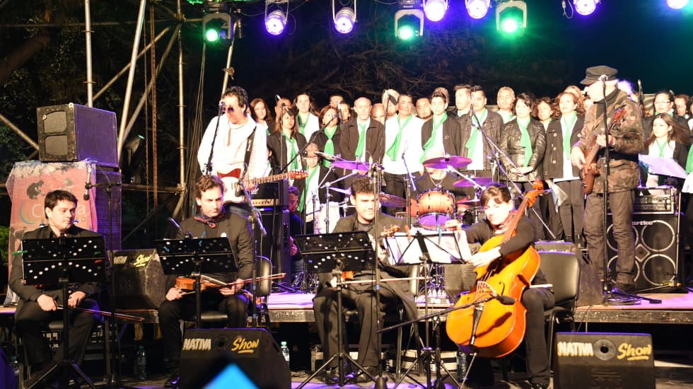 Vox Dei se presentó en Viedma con su versión de La Biblia en la Catedral
