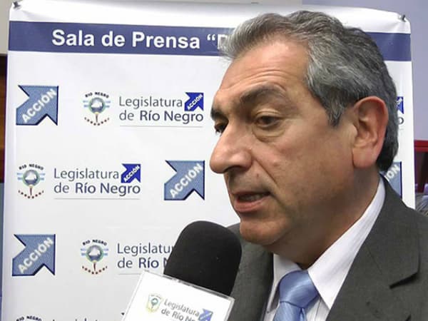 «La situación de Ruben López agrede a los trabajadores de la fruta y a la credibilidad del gobierno» dijo Vargas