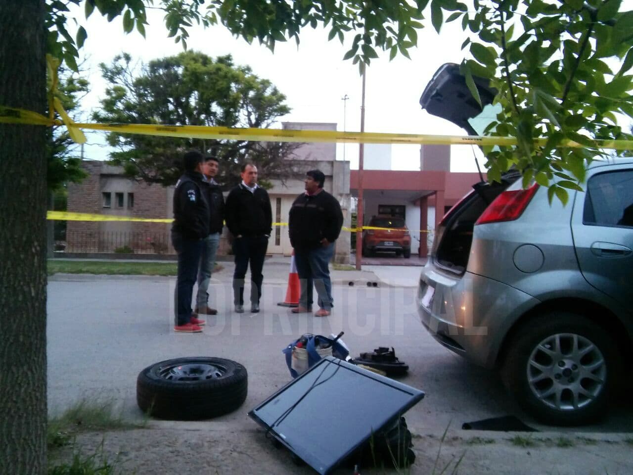 Detuvieron a sujetos que robaban en diferentes casas de Viedma