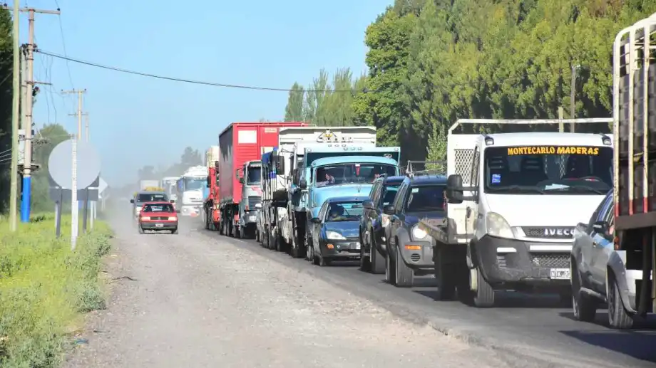 Circulaba por la banquina y atropelló a una persona, ahora deberá indemnizarla