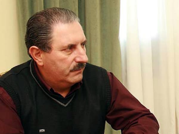 “El juez Igoldi deja mucho que desear, no creo que esté en condiciones mentalmente para juzgar a la gente” dijo Scalesi