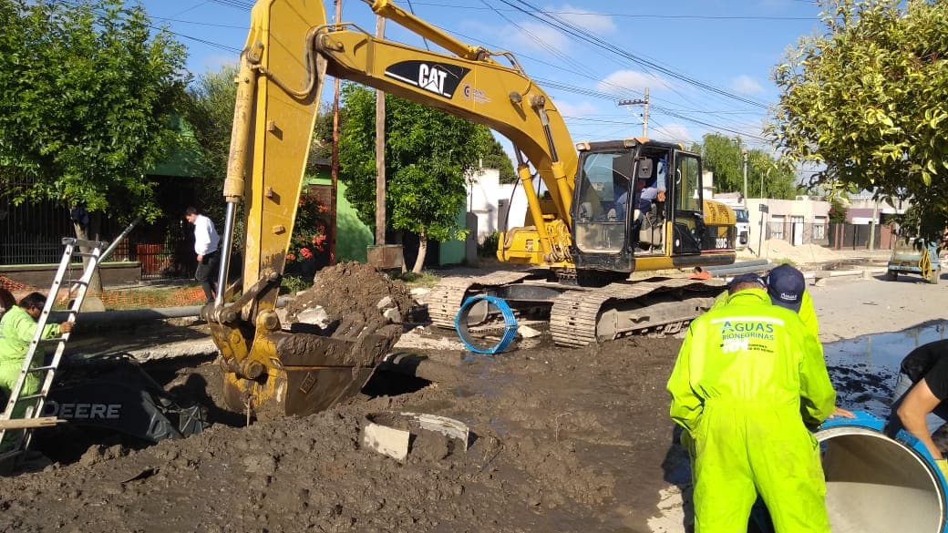 Culmina la reparación de colector cloacal en Viedma
