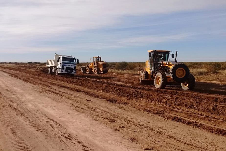 Avanzan los trabajos en la ruta 51, camino a Bahía Creek