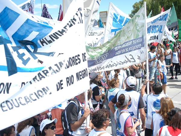 UnTER se adhiere al paro nacional del próximo lunes y anunció movilizaciones